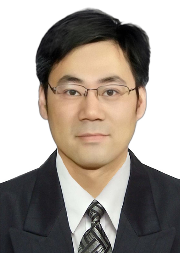 1寸白底照片(人像)证件照2.jpg 1寸白底照片(人像)证件照2.jpg