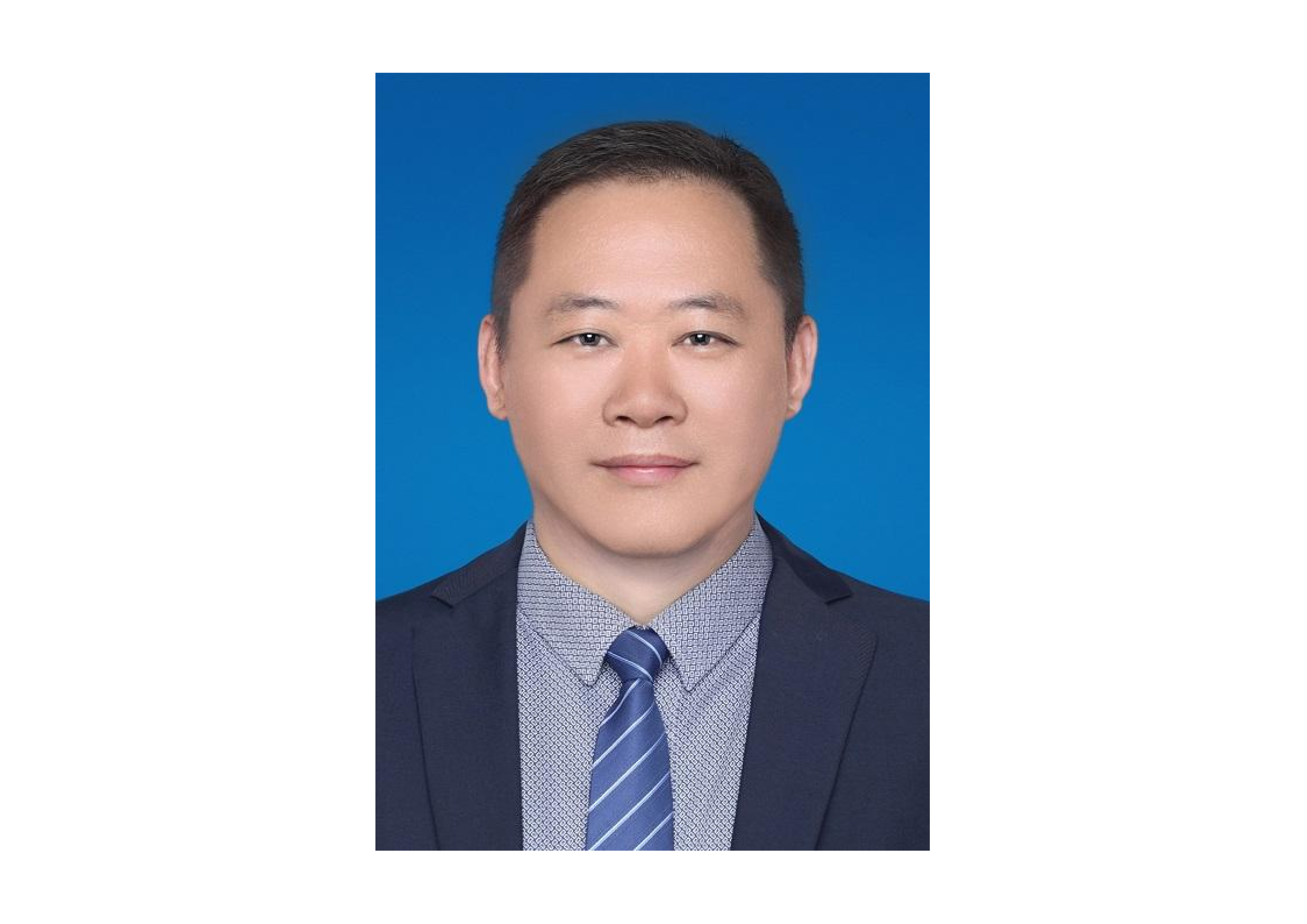 时庆兵证件照_01.png 时庆兵证件照_01.png